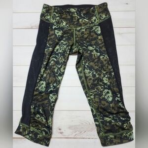 Lululemon Stop At Nothing Crop Full-On Luxtreme Size 4 - Pre-Owned